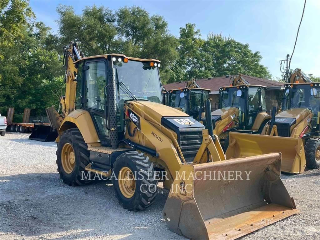 CAT 420F2ST Koparko-ładowarki