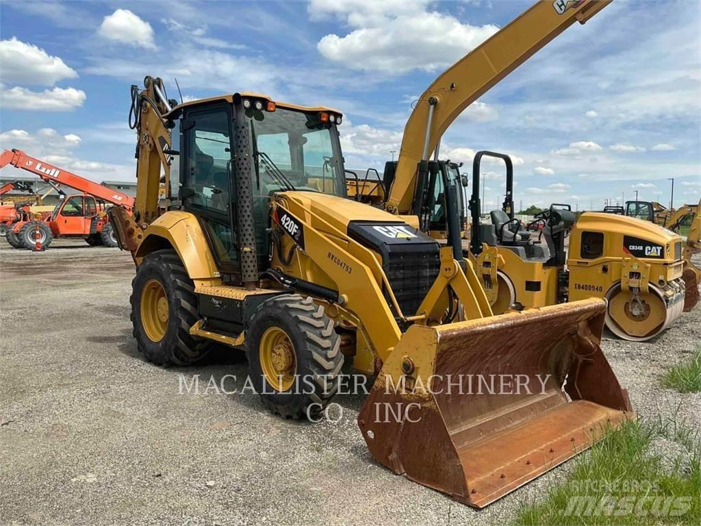 CAT 420F2ST Koparko-ładowarki