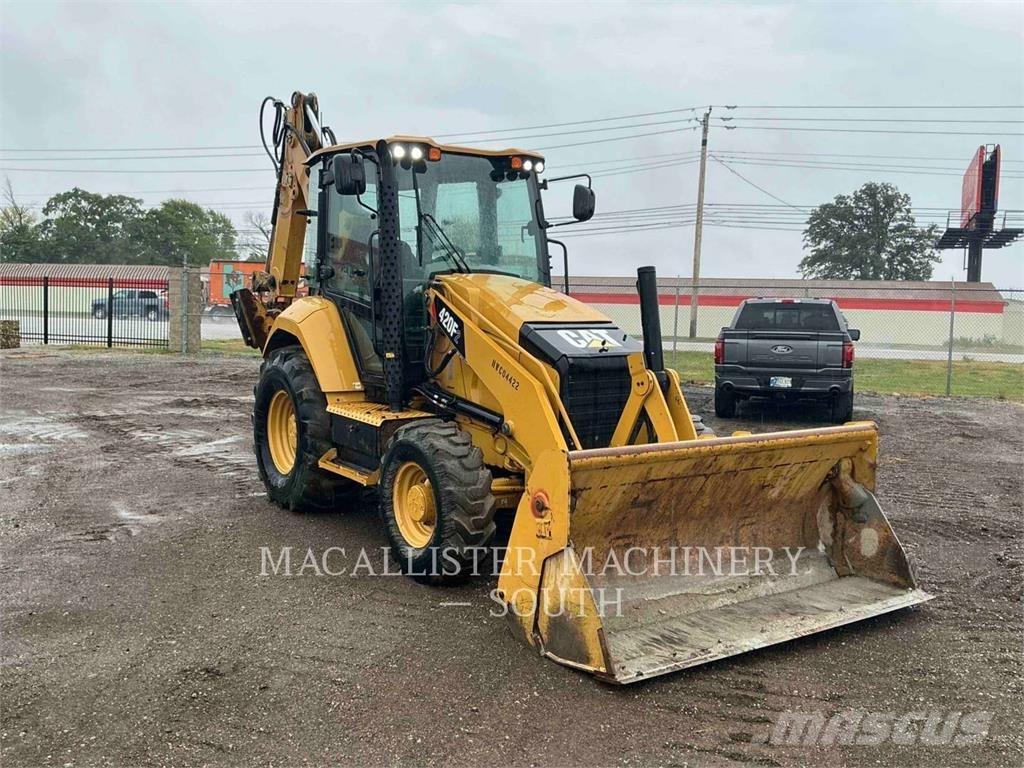 CAT 420F2ST Koparko-ładowarki