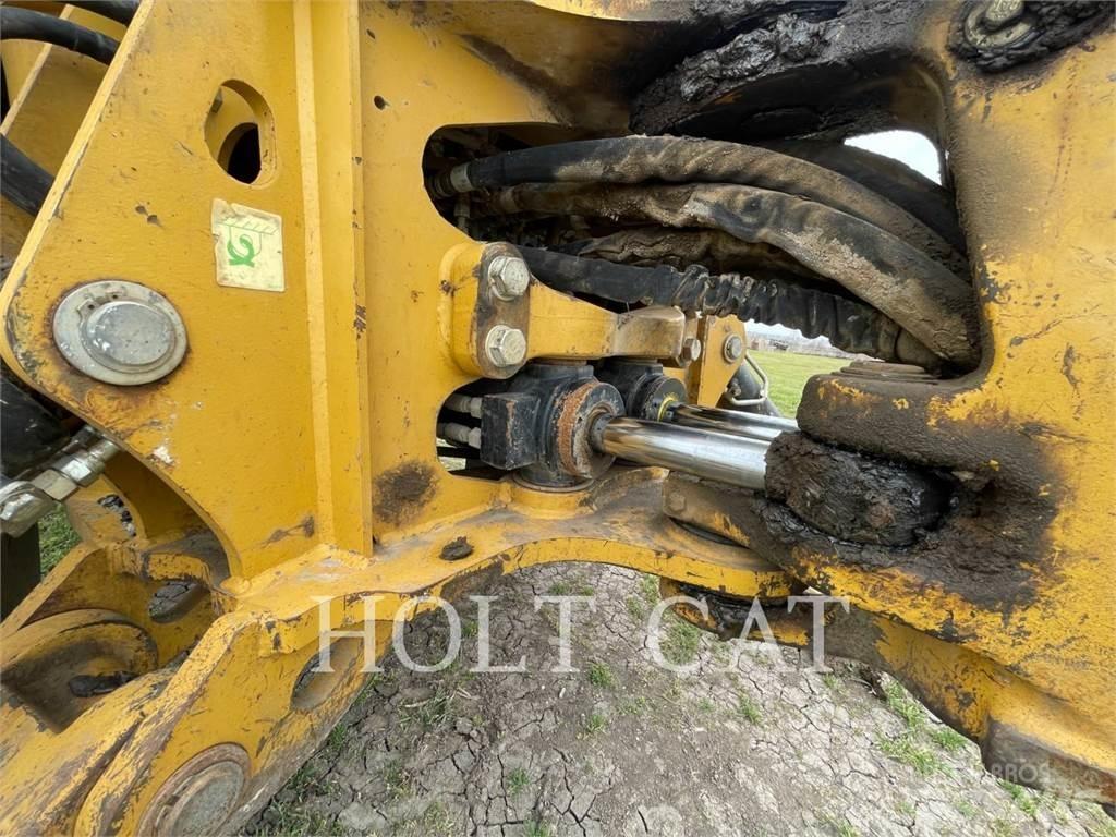CAT 420FST Koparko-ładowarki