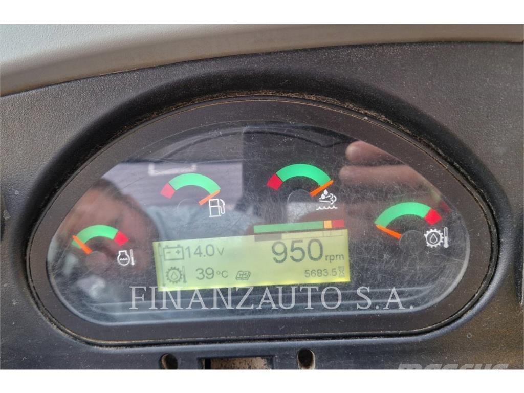 CAT 428F2 Koparko-ładowarki