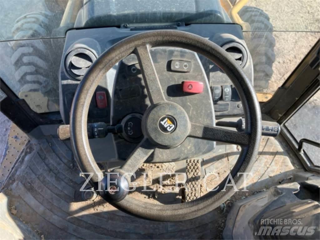 CAT 430E Koparko-ładowarki