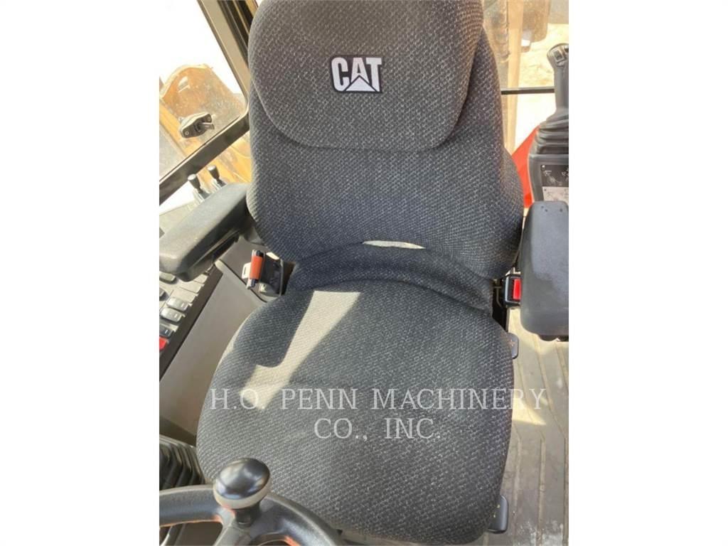 CAT 430F2ST Koparko-ładowarki