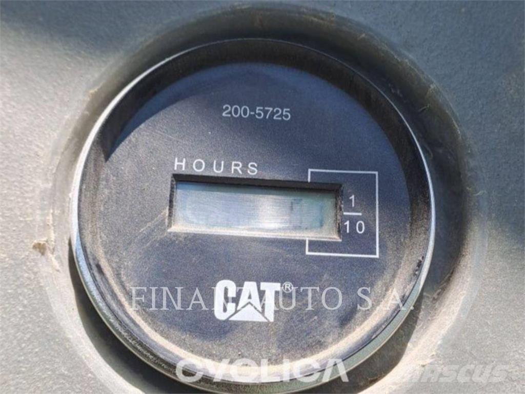 CAT 432DAA Koparko-ładowarki