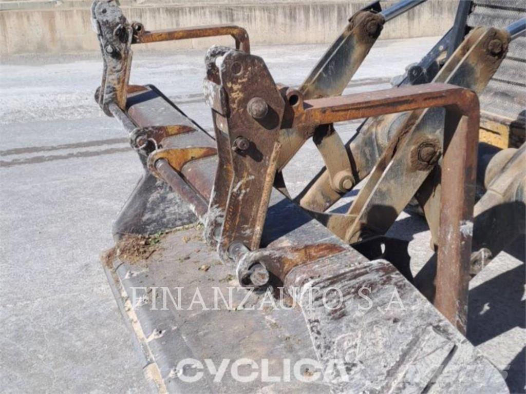 CAT 432DAA Koparko-ładowarki