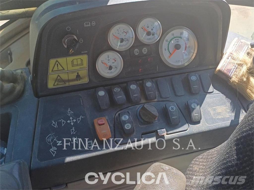 CAT 432F Koparko-ładowarki