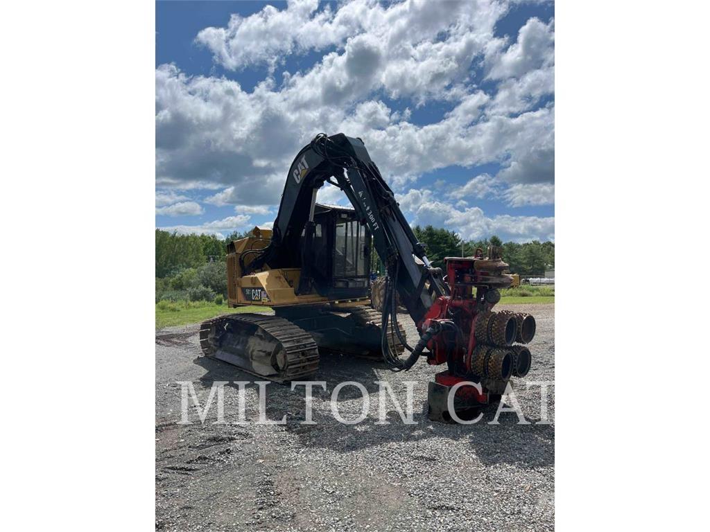CAT 501 Traktory leśne
