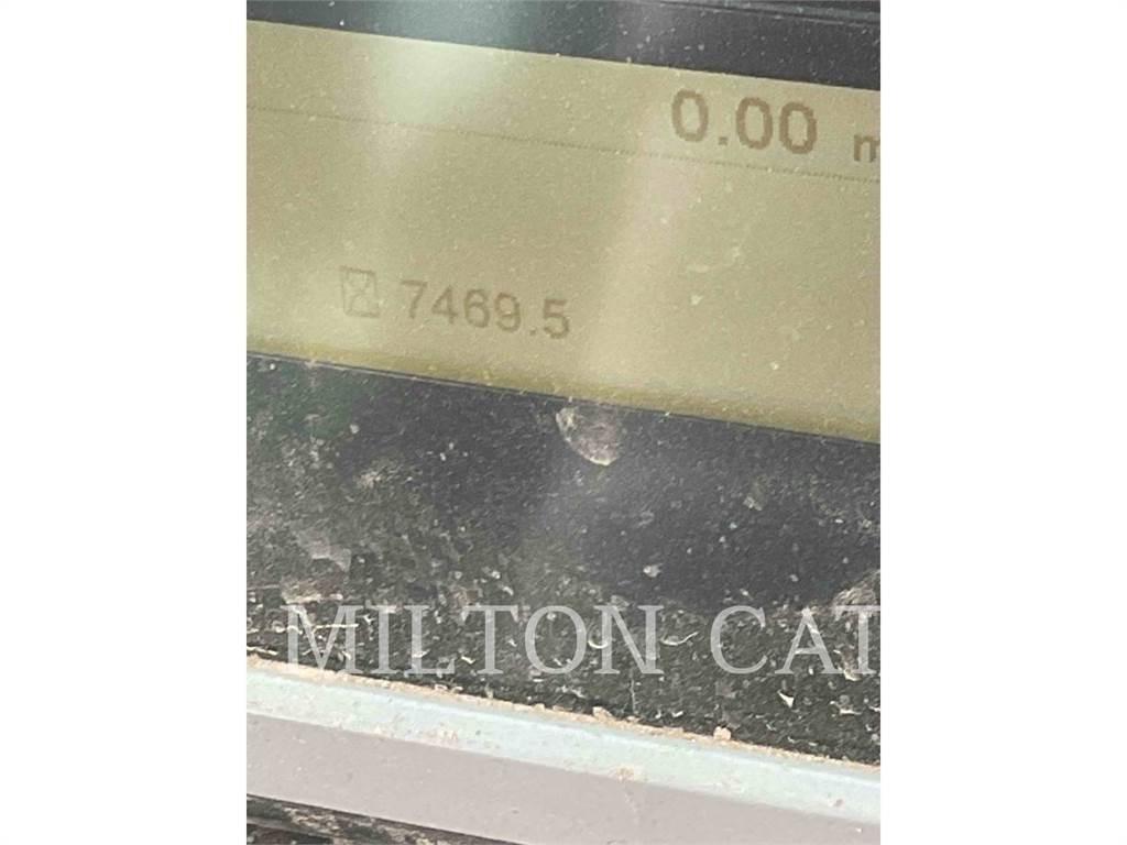CAT 535D Skidery