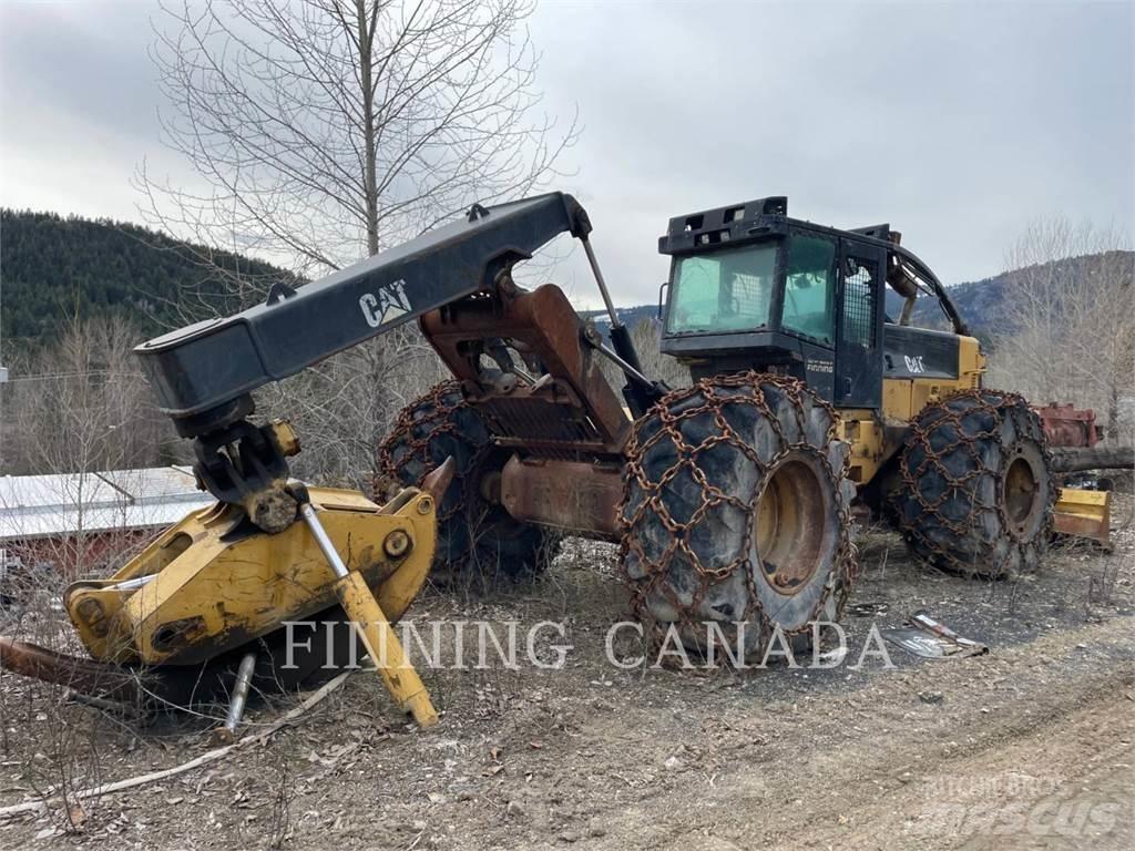 CAT 545C Skidery