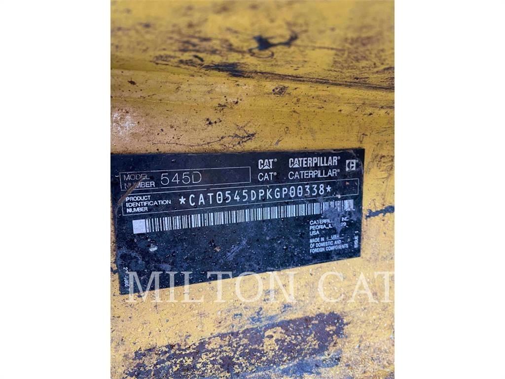 CAT 545D Skidery