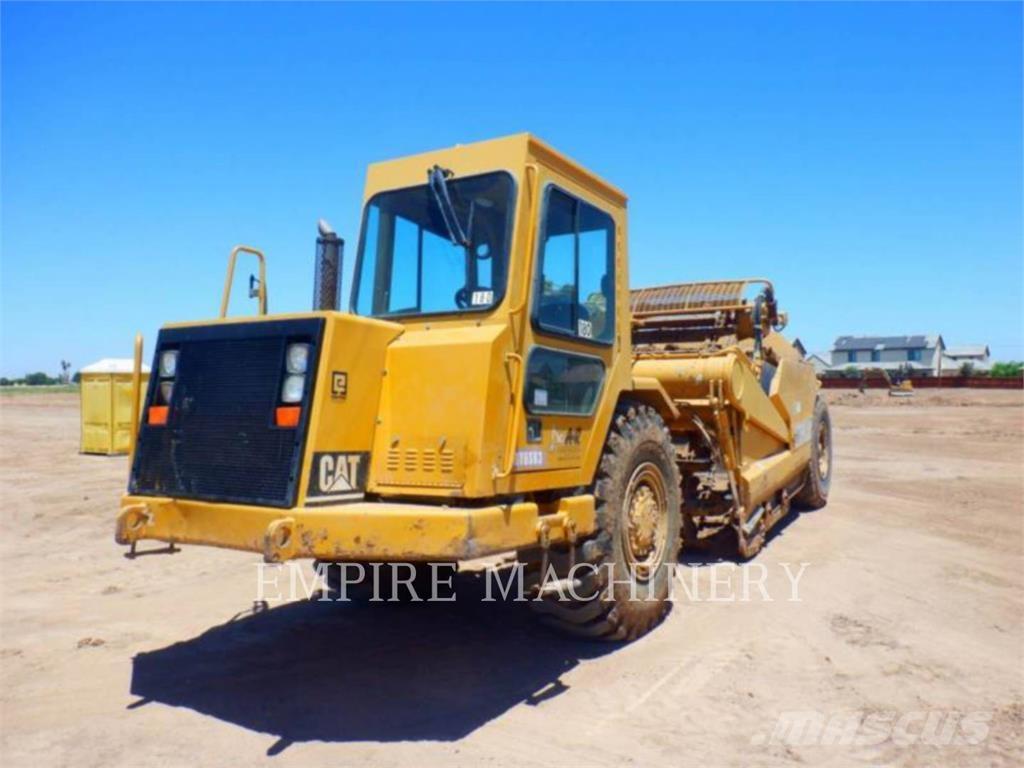 CAT 613C Skrobaki