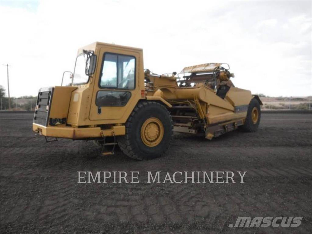 CAT 613C Skrobaki