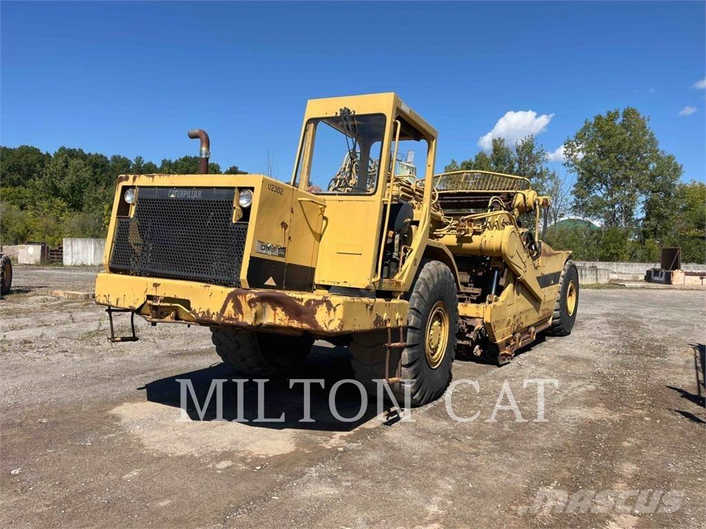 CAT 615C Skrobaki