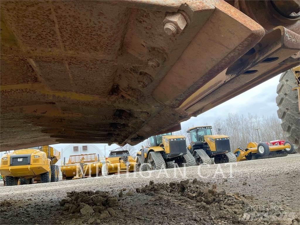 CAT 615CII A Skrobaki