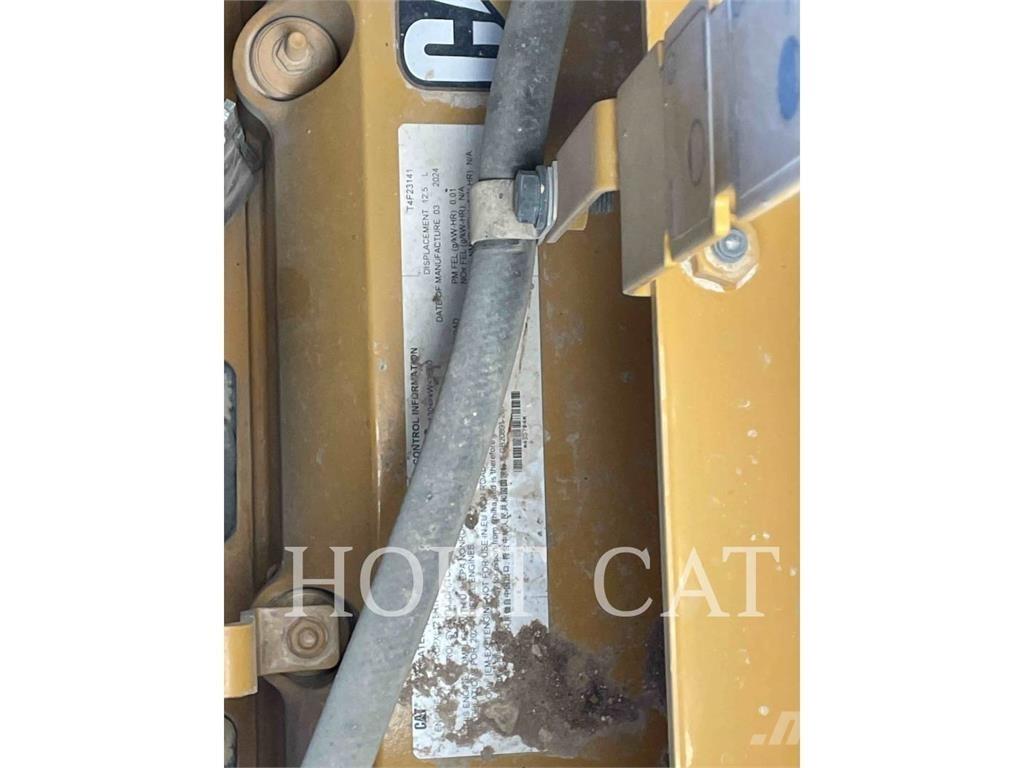 CAT 621 Skrobaki