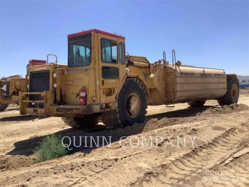 CAT 621F Skrobaki