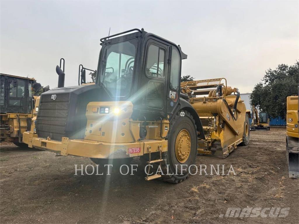 CAT 623 Skrobaki