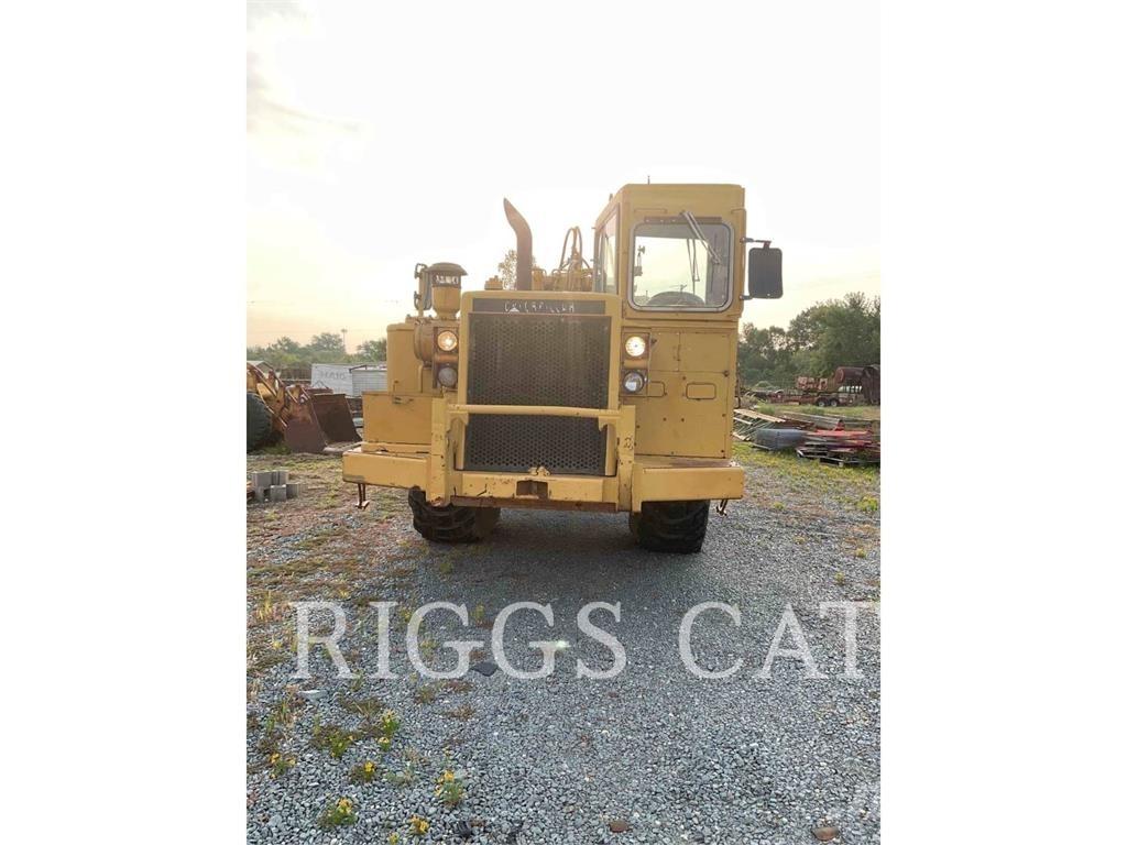 CAT 623B Skrobaki
