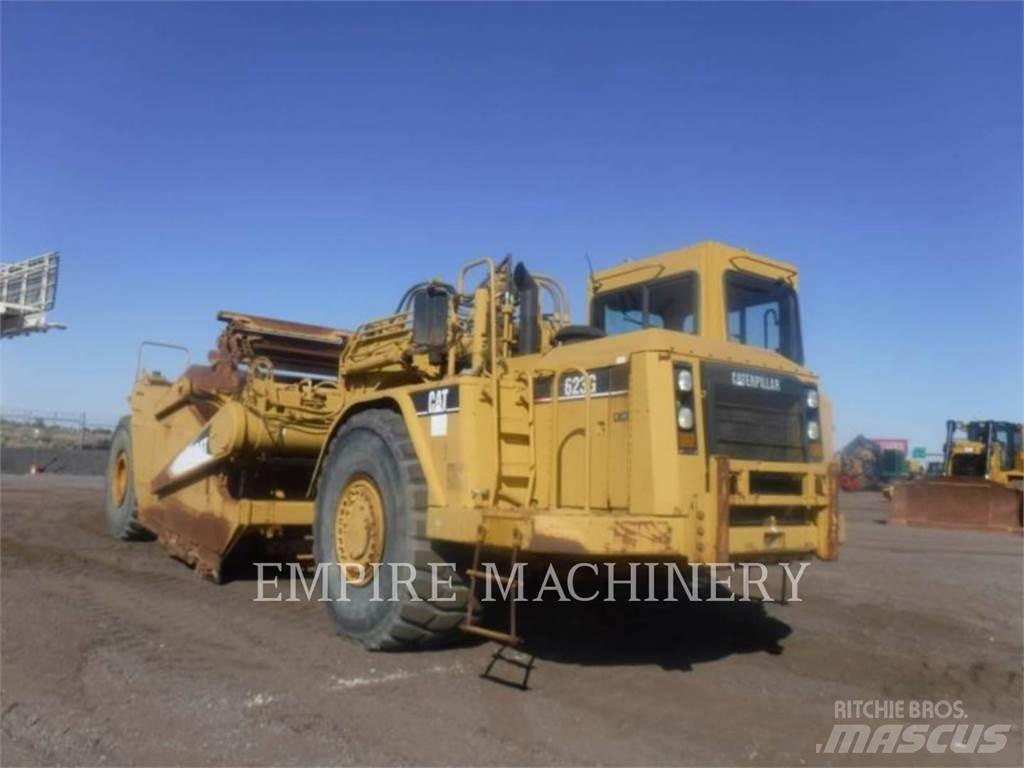 CAT 623G Skrobaki