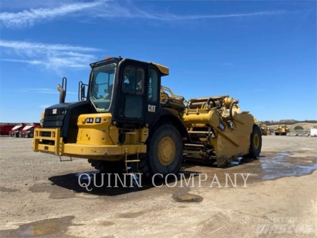CAT 623H Skrobaki