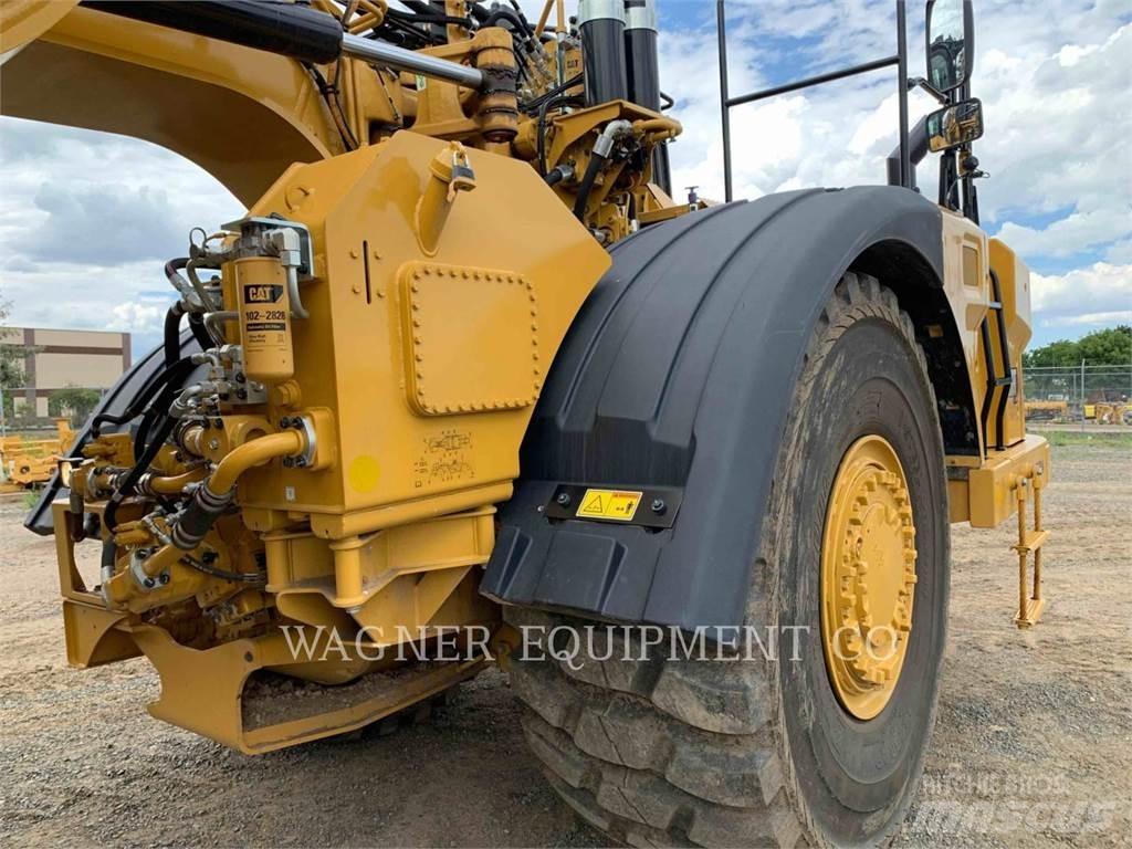 CAT 623K Skrobaki