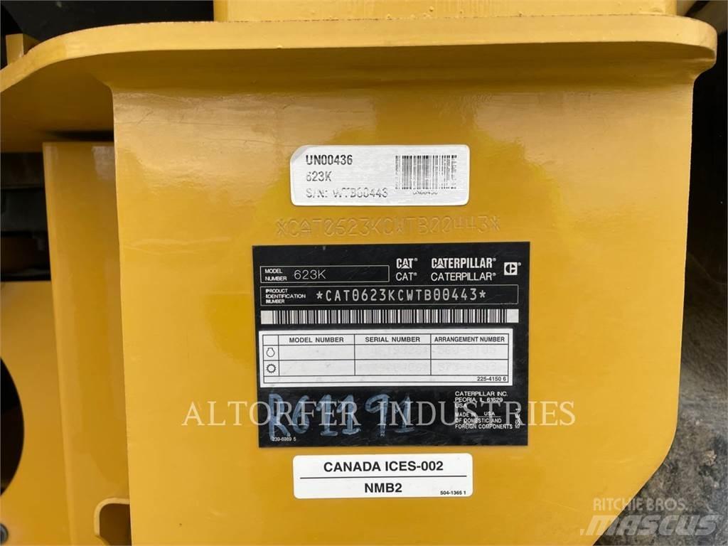 CAT 623K Skrobaki
