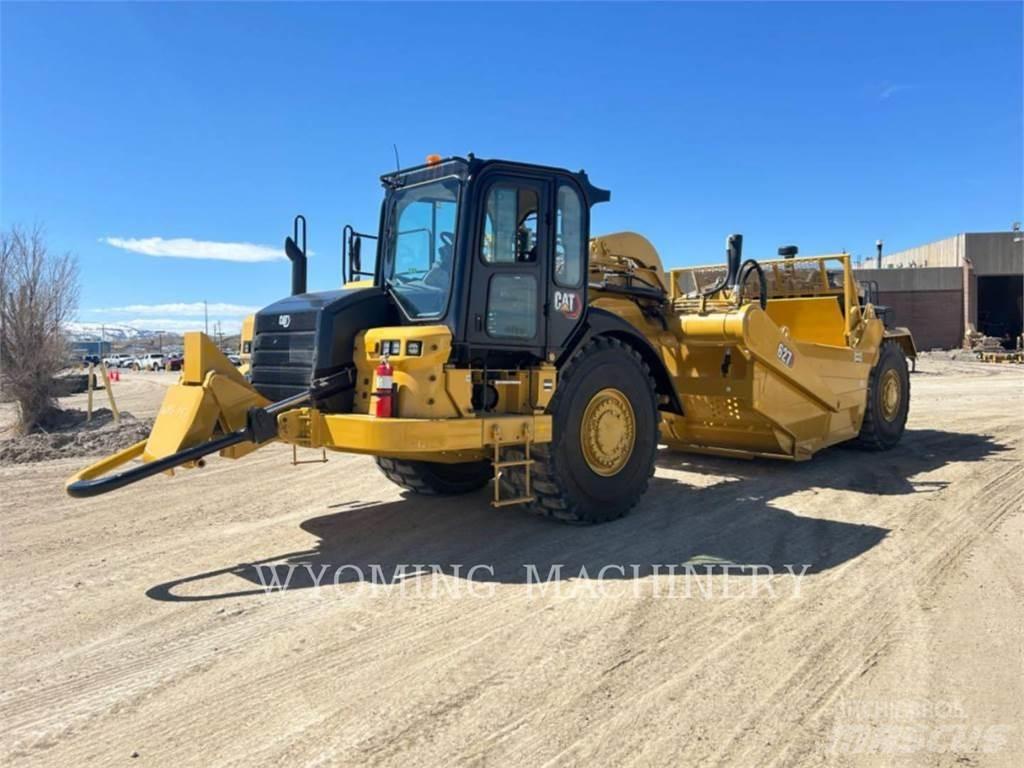 CAT 627 Skrobaki
