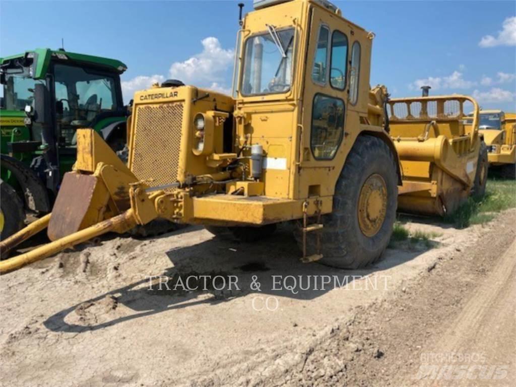 CAT 627B Skrobaki