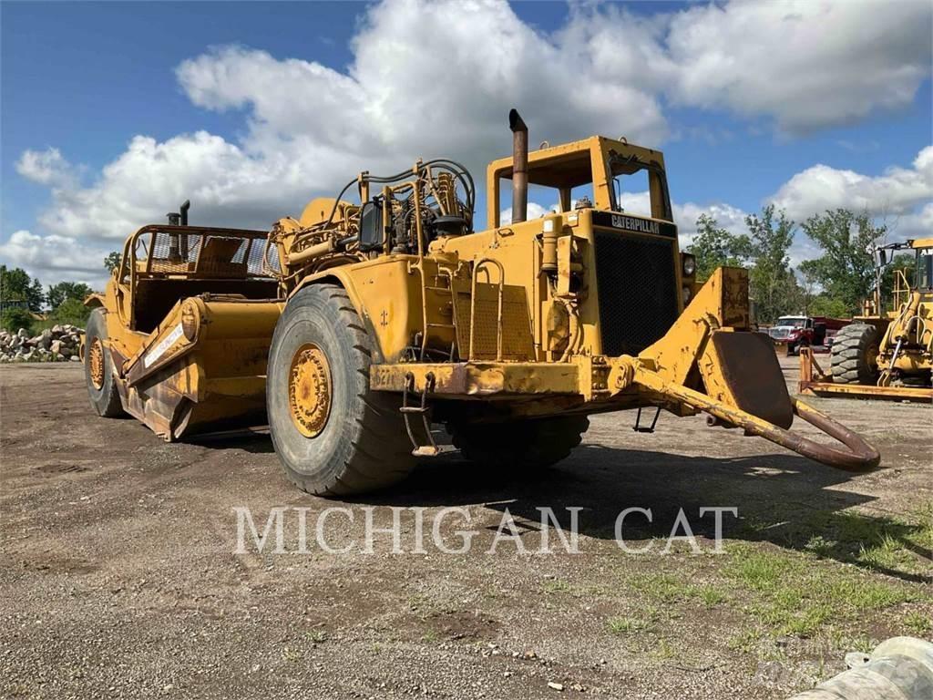 CAT 627E Skrobaki