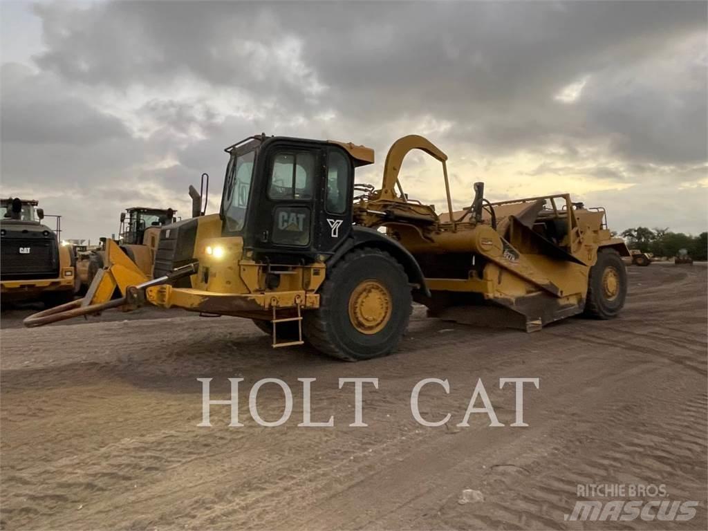 CAT 627H Skrobaki
