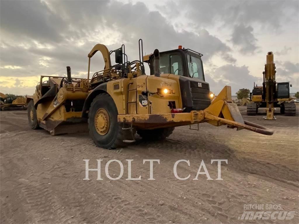 CAT 627H Skrobaki
