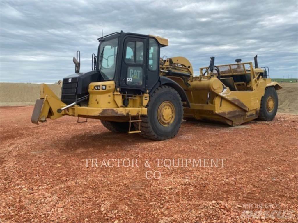 CAT 627H Skrobaki