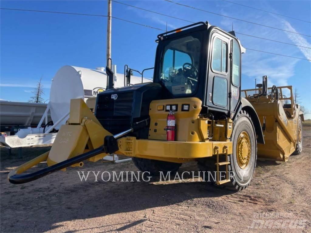 CAT 627K Skrobaki