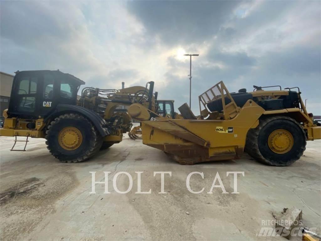 CAT 627K Skrobaki