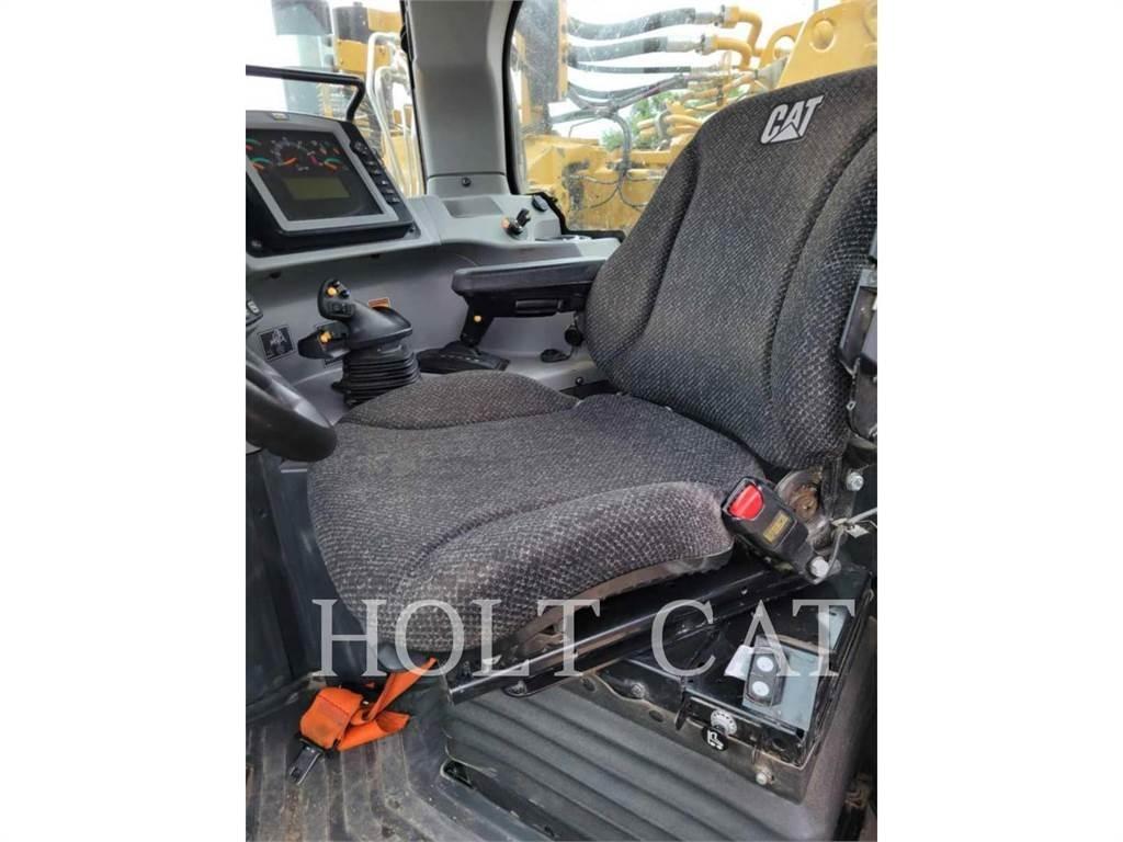 CAT 627K Skrobaki