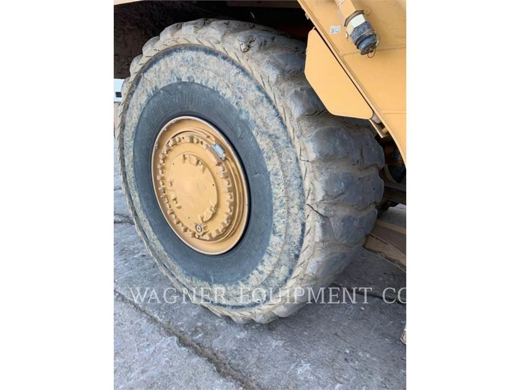 CAT 627K Skrobaki