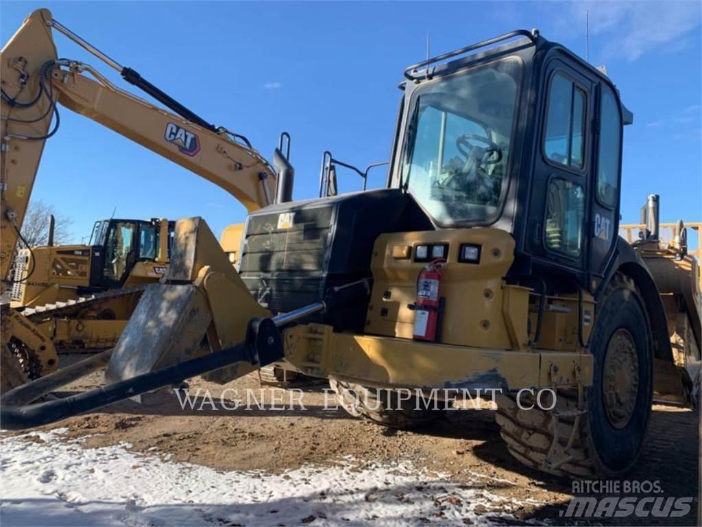 CAT 627K Skrobaki