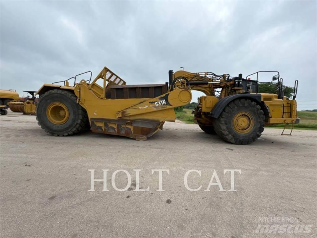 CAT 631K Skrobaki