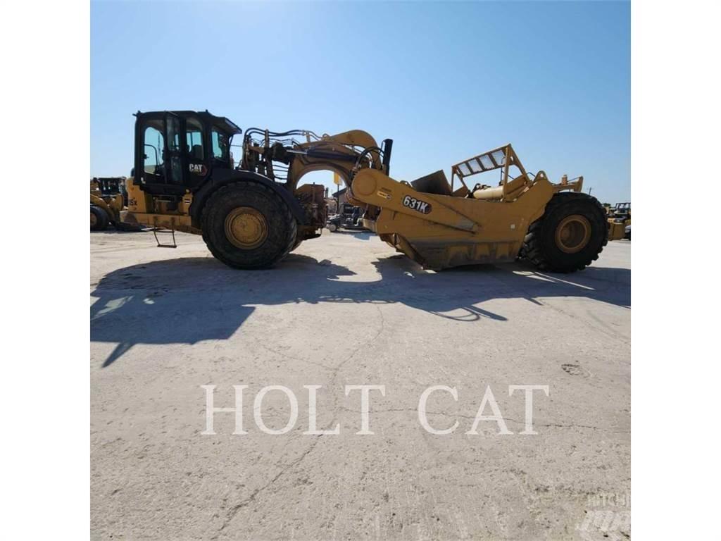 CAT 631K Skrobaki