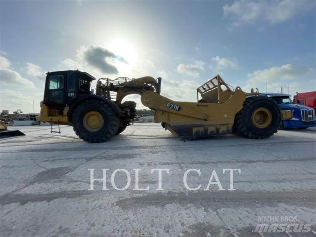 CAT 631K Skrobaki