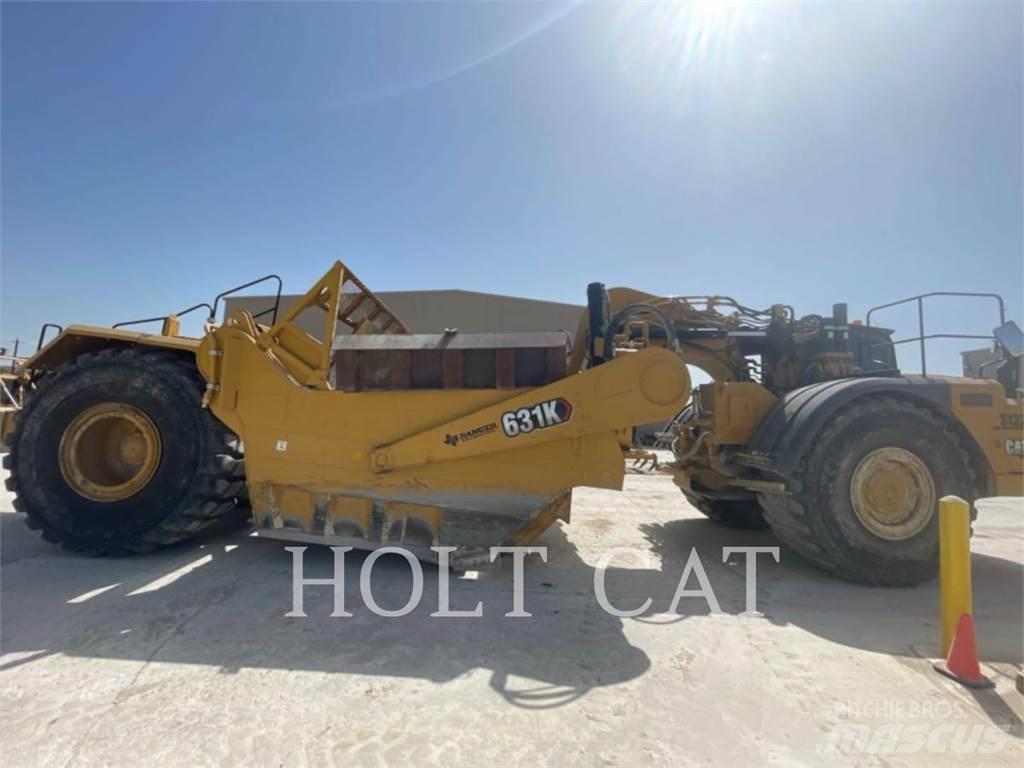 CAT 631K Skrobaki