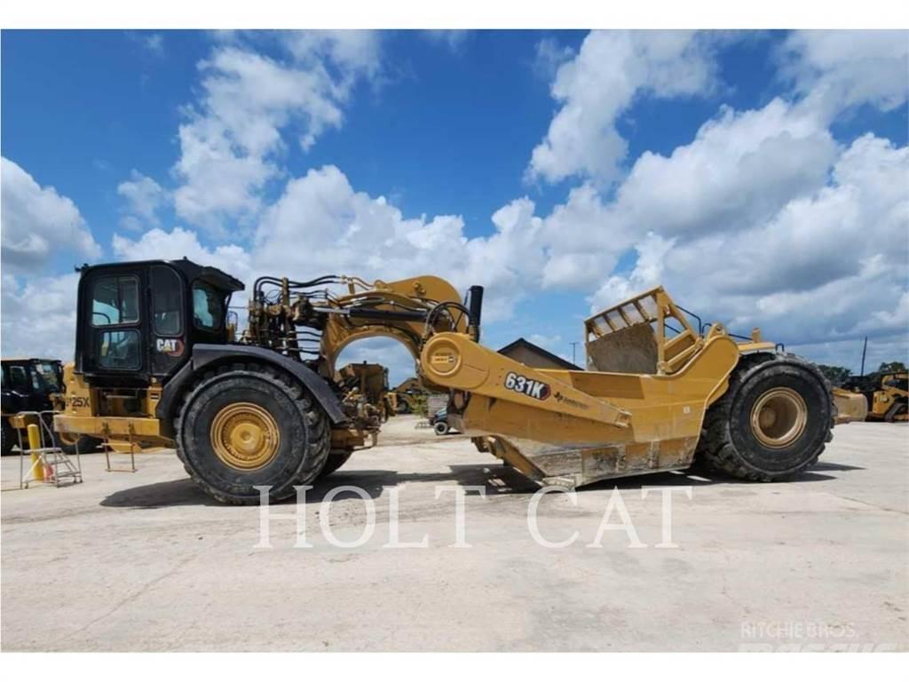 CAT 631K Skrobaki