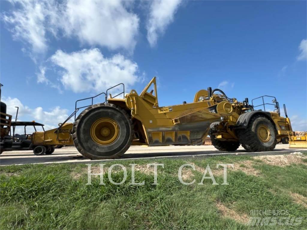 CAT 631K Skrobaki