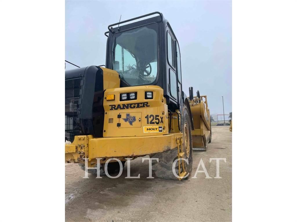 CAT 631K Skrobaki