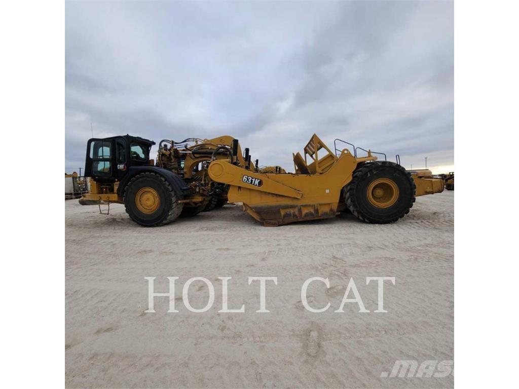 CAT 631K Skrobaki