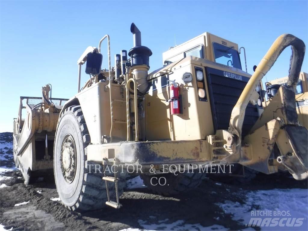 CAT 637G Skrobaki