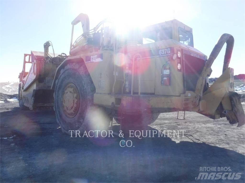 CAT 637G Skrobaki