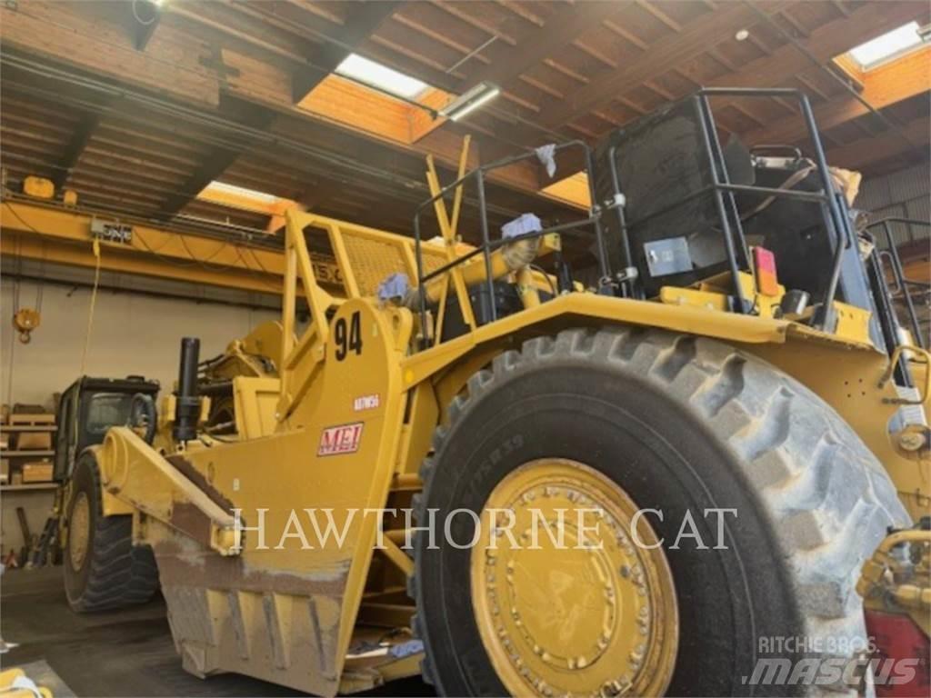 CAT 657 Skrobaki