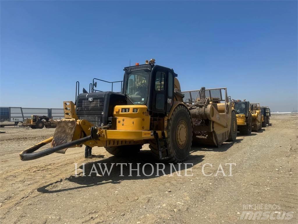 CAT 657 Skrobaki