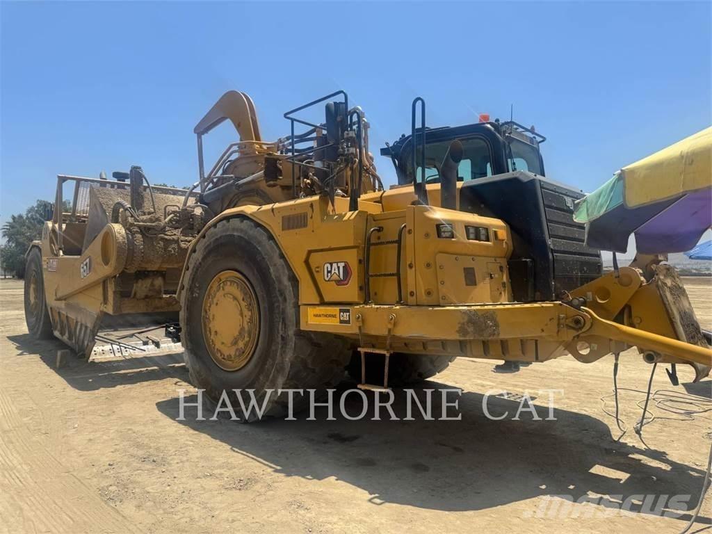CAT 657 Skrobaki